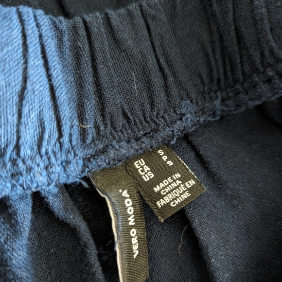 🌻2 for $20 | Linen Blend Vero Moda Mido Skirt with Button Detail & Pleats - Picture 6 of 7